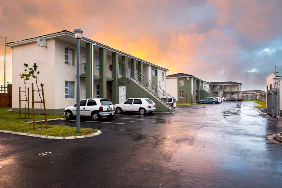 To Let 1 Bedroom Property for Rent in Sunset Glen Western Cape